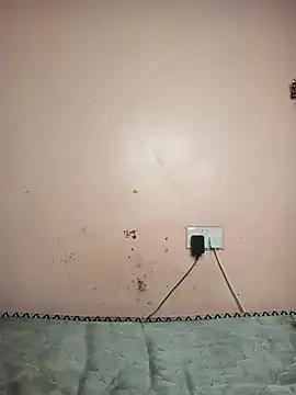 sweet rozie online show from March 22, 2026, 1:34 pm