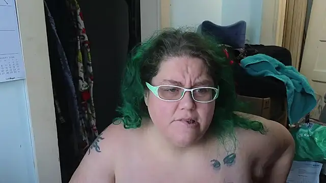 EmberCum online show from December 16, 2025, 1:04 pm