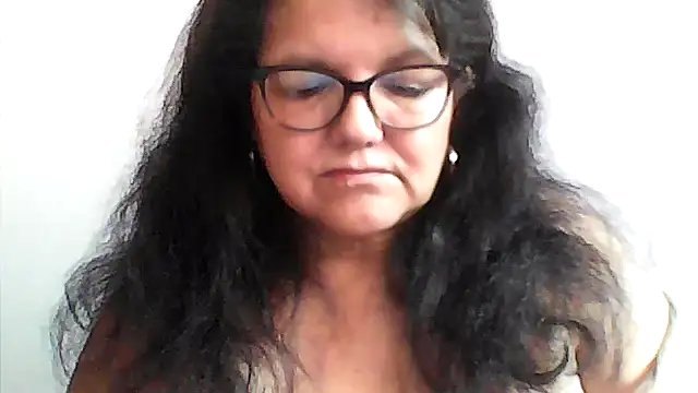 kassandra02 online show from December 15, 2025, 1:28 pm