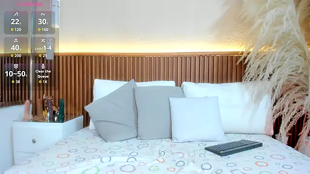 emmy lander online show from September 10, 2025, 7:24 pm