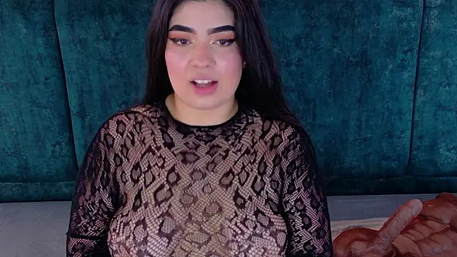 Snapshot of AgathaLynx chatting on March 7, 2026, 10:43 am AgathaLynx online show from March 7, 2026, 10:43 am