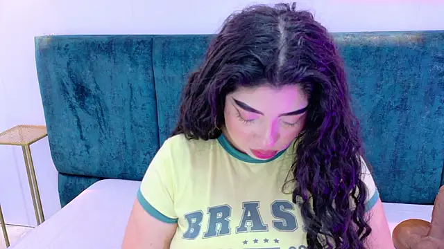 AgathaLynx online show from February 1, 2026, 10:35 am