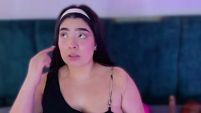 Snapshot of AgathaLynx chatting on March 6, 2026, 10:43 am AgathaLynx online show from March 6, 2026, 10:43 am