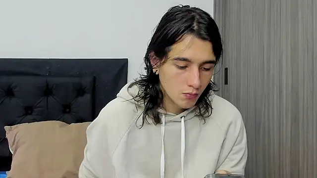 Snapshot of alex_connorr chatting on January 9, 2025, 5:54 pm alex connorr online show from January 9, 2025, 5:54 pm