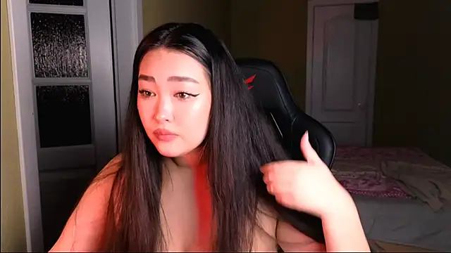 Erica Wayne online show from January 26, 2025, 5:23 pm