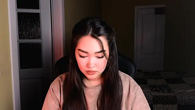 Erica Wayne online show from January 11, 2025, 11:12 am