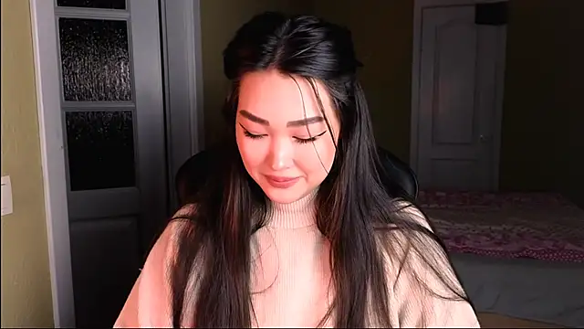 Erica Wayne online show from January 26, 2025, 2:19 pm