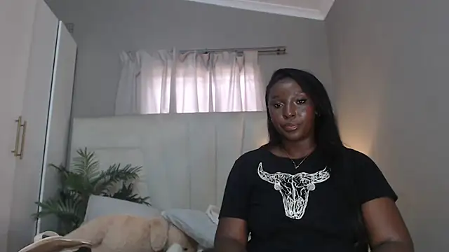 Snapshot of naughtyblackdolie chatting on April 15, 2026, 11:05 am naughtyblackdolie online show from April 15, 2026, 11:05 am