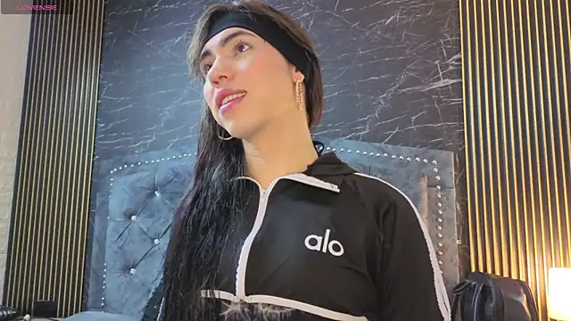 Snapshot of diosagolden chatting on November 20, 2025, 8:53 pm diosagolden online show from November 20, 2025, 8:53 pm