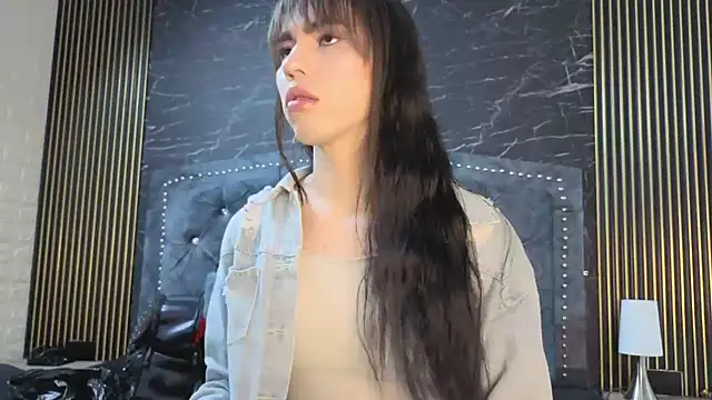 Snapshot of diosagolden chatting on November 25, 2025, 8:31 pm diosagolden online show from November 25, 2025, 8:31 pm