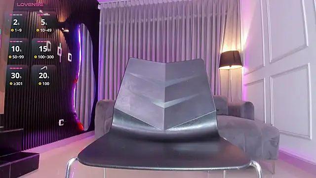 Snapshot of Anna_parkker_ chatting on October 27, 2025, 7:15 pm Anna parkker online show from October 27, 2025, 7:15 pm