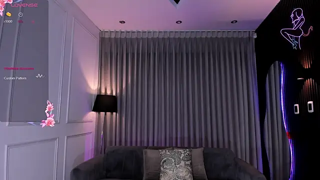 Snapshot of Anna_parkker_ chatting on March 22, 2025, 11:21 am Anna parkker online show from March 22, 2025, 11:21 am