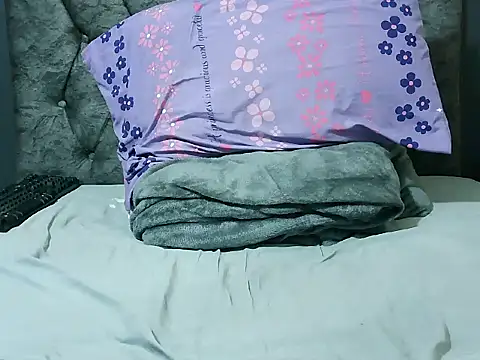 Snapshot of horny_tasha chatting on February 18, 2026, 6:15 pm horny tasha online show from February 18, 2026, 6:15 pm