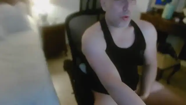 Snapshot of slzypvtpig chatting on January 10, 2026, 11:16 am slzypvtpig online show from January 10, 2026, 11:16 am