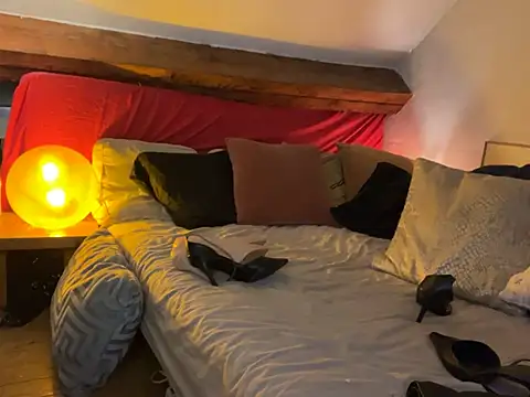 alexheels boots online show from January 9, 2025, 7:42 am