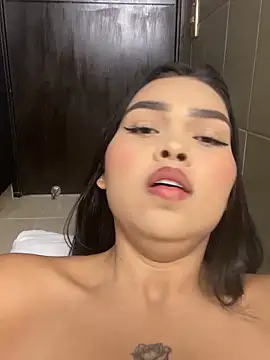 Snapshot of Daisy_20x_ chatting on November 29, 2025, 8:31 pm Daisy 20x online show from November 29, 2025, 8:31 pm