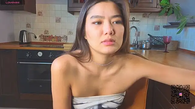 EmmaFisherf online show from October 2, 2025, 3:10 am