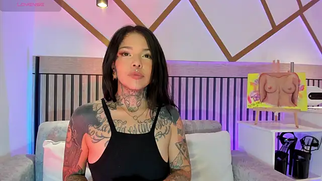 NinaInk online show from March 20, 2026, 4:19 pm