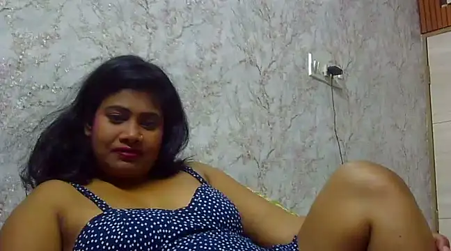 sexy roma online show from March 13, 2025, 6:12 pm