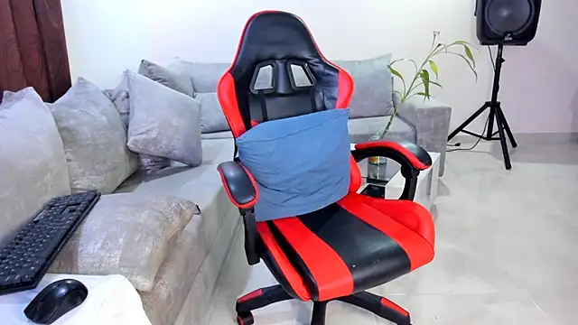 Snapshot of ashleyxlove1 chatting on March 27, 2026, 11:22 am ashleyxlove1 online show from March 27, 2026, 11:22 am