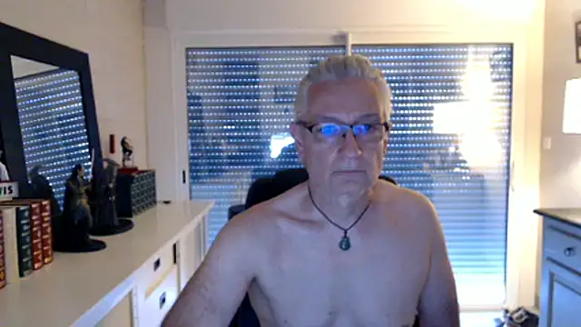 Snapshot of Goduleur69 chatting on May 26, 2026, 12:47 pm Goduleur69 online show from May 26, 2026, 12:47 pm