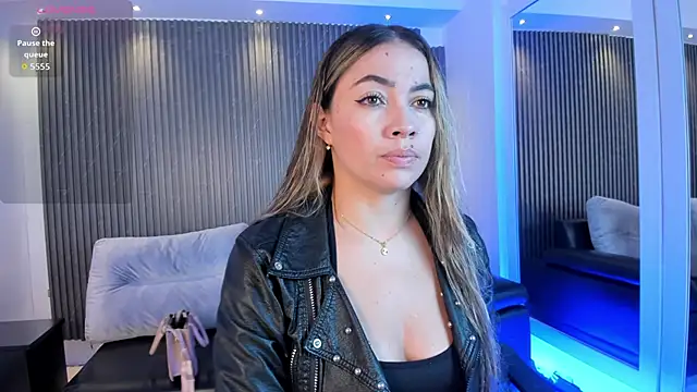 Alessia Taylorr online show from November 4, 2025, 12:20 pm