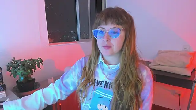 Snapshot of tekila__ chatting on April 7, 2026, 12:23 am tekila online show from April 7, 2026, 12:23 am