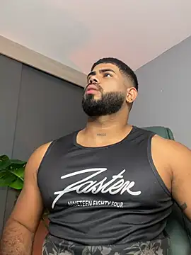 Snapshot of noah_crux chatting on February 23, 2026, 9:37 pm noah crux online show from February 23, 2026, 9:37 pm