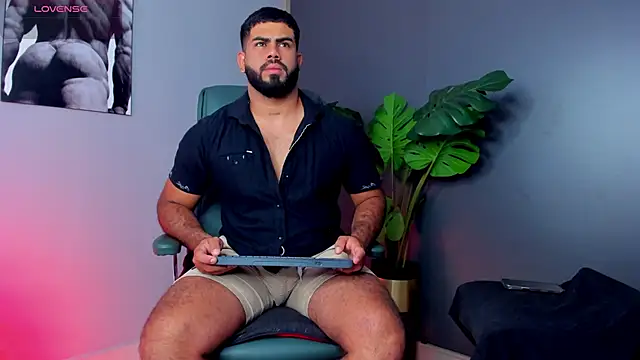 Snapshot of noah_crux chatting on February 13, 2026, 12:49 pm noah crux online show from February 13, 2026, 12:49 pm