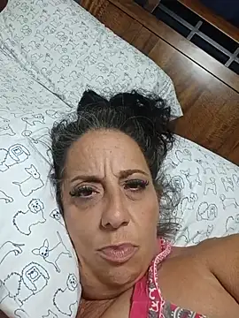 BettyBoo333 online show from May 19, 2026, 12:45 pm
