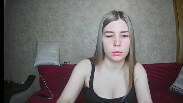 Snapshot of ElllaNuar chatting on March 11, 2025, 3:36 am ElllaNuar online show from March 11, 2025, 3:36 am