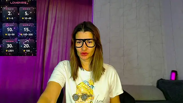 Snapshot of SuchAngel_ chatting on November 29, 2025, 3:06 am SuchAngel online show from November 29, 2025, 3:06 am