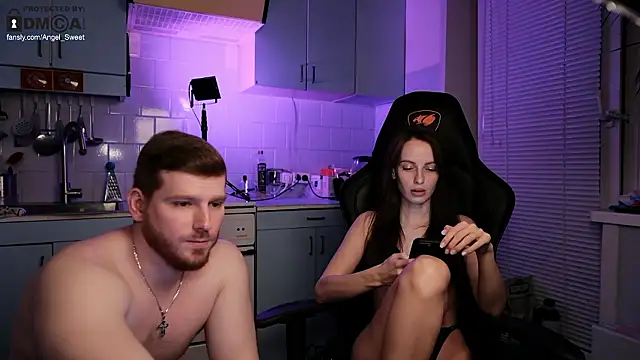 sweettooth21 online show from February 13, 2026, 6:30 pm