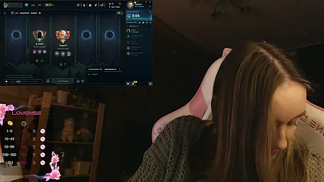 Snapshot of MoonlishSiren chatting on November 2, 2025, 8:03 pm MoonlishSiren online show from November 2, 2025, 8:03 pm