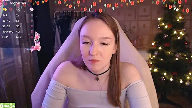 Snapshot of MoonlishSiren chatting on December 26, 2024, 9:37 pm MoonlishSiren online show from December 26, 2024, 9:37 pm