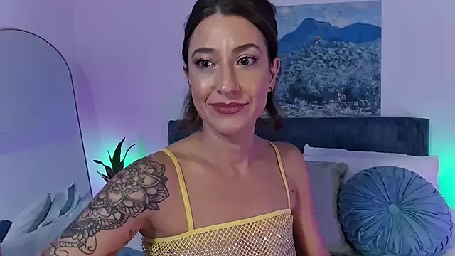 Snapshot of OutdoorXventure chatting on November 21, 2025, 4:55 am OutdoorXventure online show from November 21, 2025, 4:55 am