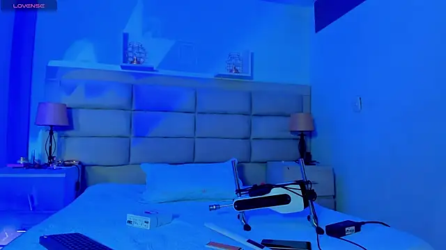 Snapshot of MelodyBliss chatting on October 3, 2025, 5:42 am MelodyBliss online show from October 3, 2025, 5:42 am