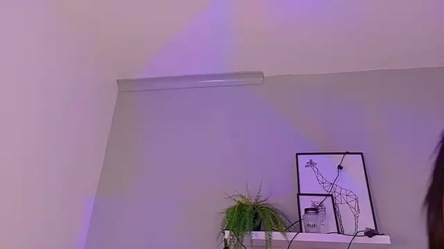 Snapshot of KendalMilleer chatting on September 25, 2025, 10:10 am KendalMilleer online show from September 25, 2025, 10:10 am