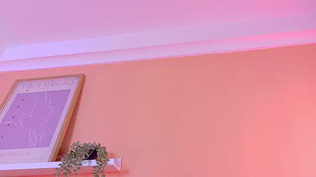 Snapshot of KendalMilleer chatting on November 28, 2025, 10:26 am KendalMilleer online show from November 28, 2025, 10:26 am