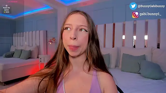 gabi bunny online show from July 27, 2026, 5:31 pm