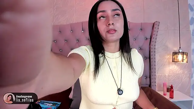 lia sofiia online show from March 29, 2026, 9:22 am