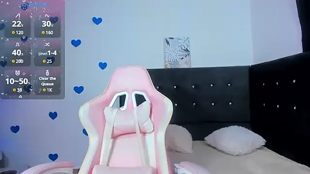 Snapshot of princess_foxxxy chatting on February 25, 2025, 8:42 pm princess foxxxy online show from February 25, 2025, 8:42 pm