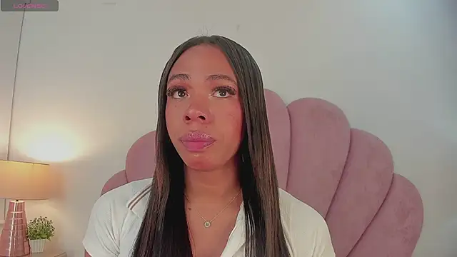 Nicole Paradise online show from March 22, 2025, 12:46 pm