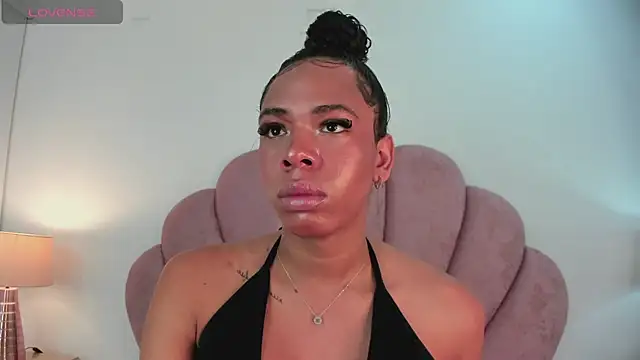 Nicole Paradise online show from March 17, 2025, 1:29 pm