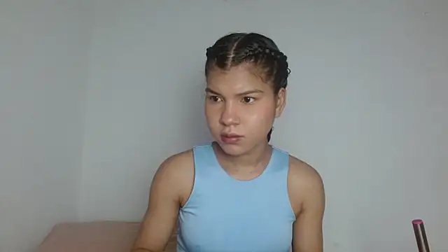 SophiaMeyerst online show from February 13, 2025, 5:44 pm