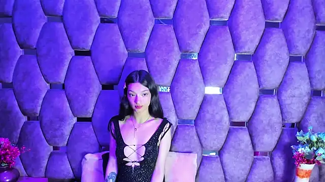 Snapshot of Aurora_18 chatting on January 19, 2026, 2:21 pm Aurora 18 online show from January 19, 2026, 2:21 pm