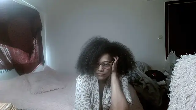 RDENLACASA online show from February 10, 2025, 1:44 pm