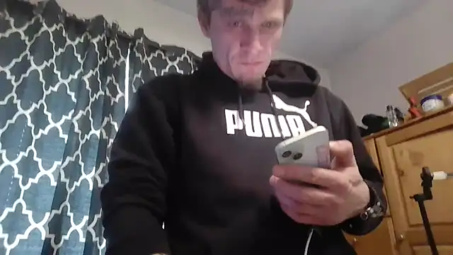 Snapshot of SpAzZ1234 chatting on March 19, 2025, 6:44 pm SpAzZ1234 online show from March 19, 2025, 6:44 pm