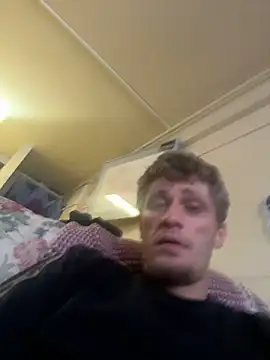 Snapshot of SpAzZ1234 chatting on January 6, 2026, 6:01 pm SpAzZ1234 online show from January 6, 2026, 6:01 pm