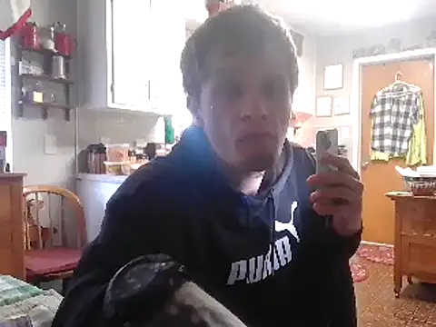 Snapshot of SpAzZ1234 chatting on March 19, 2025, 12:34 pm SpAzZ1234 online show from March 19, 2025, 12:34 pm